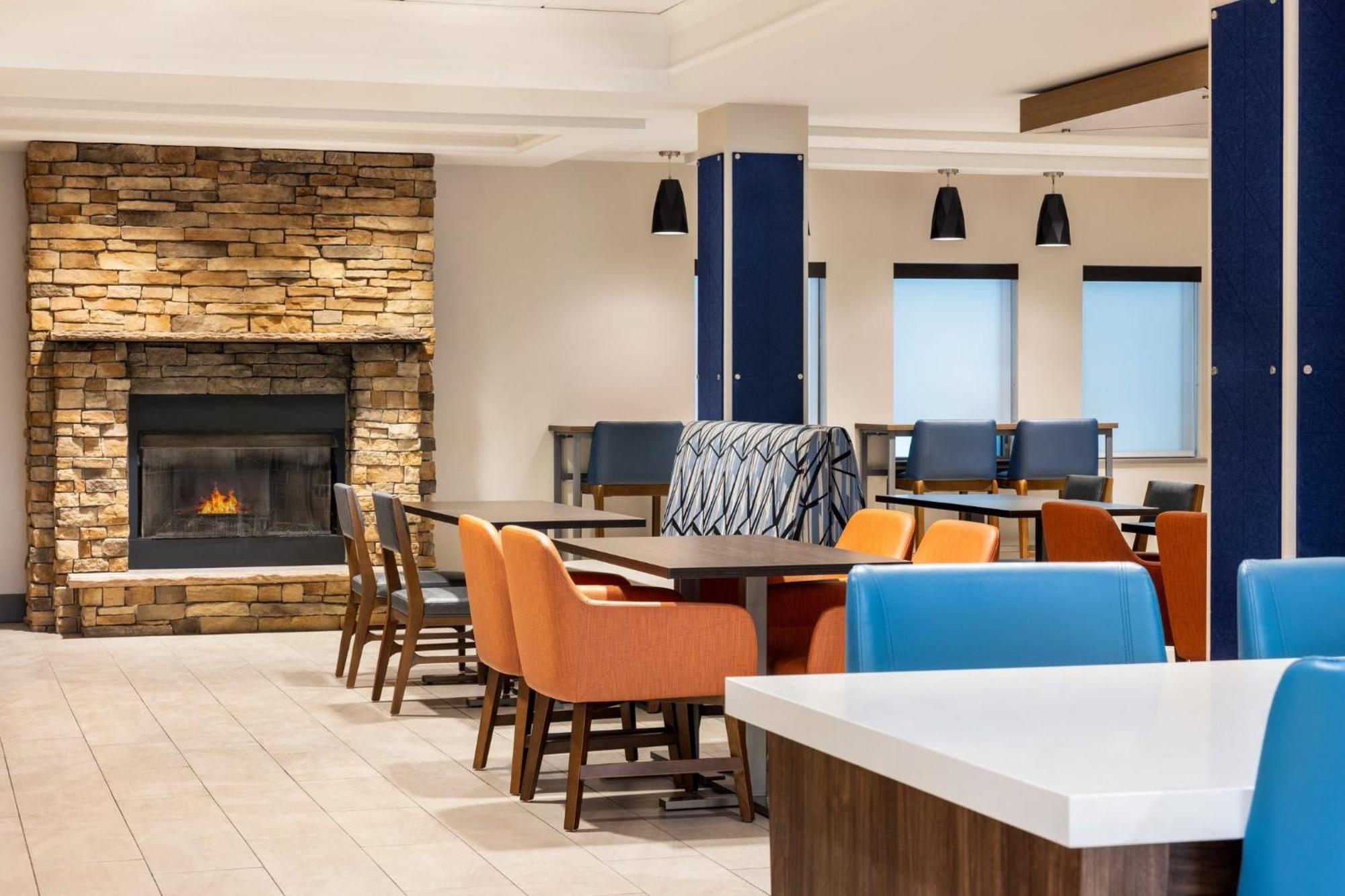 Holiday Inn Express Hotel & Suites Hagerstown By Ihg Eksteriør billede