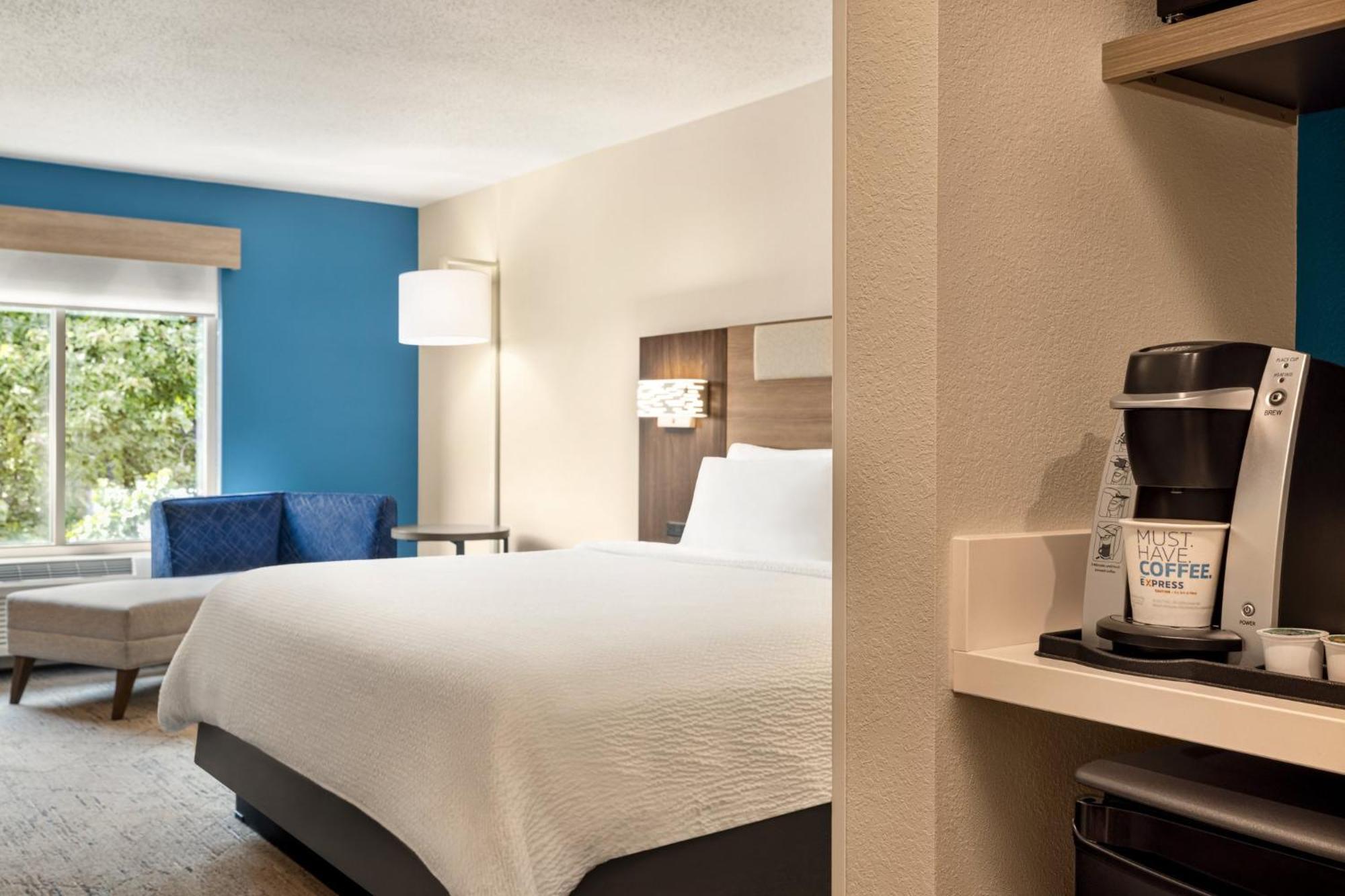 Holiday Inn Express Hotel & Suites Hagerstown By Ihg Eksteriør billede